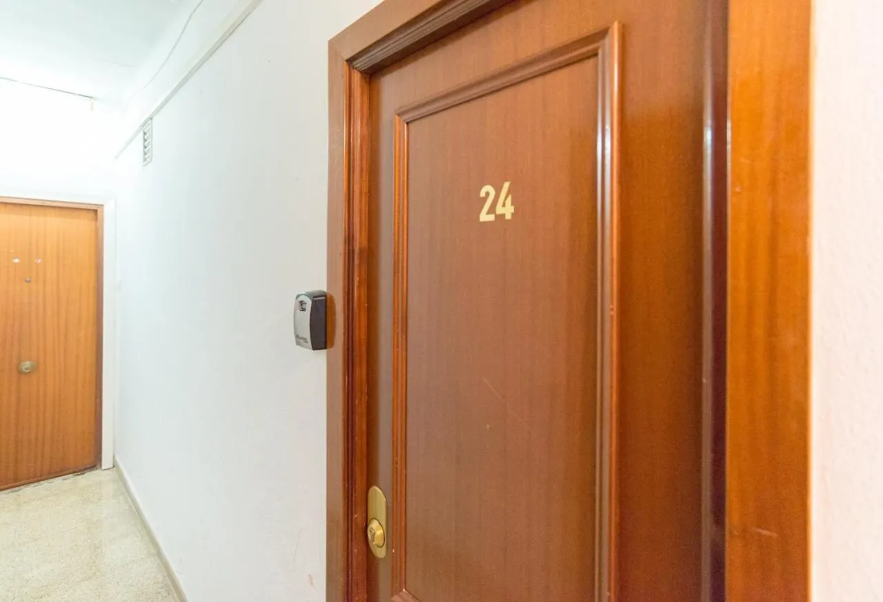 Luminoso Y Moderno Estudio Plaza Andalucia Torremolinos İspanya